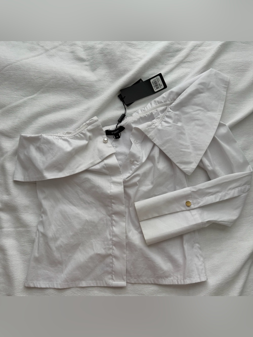 Studio F Crisp White Button-Down Shirt